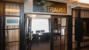 Entrance to the Strauss room